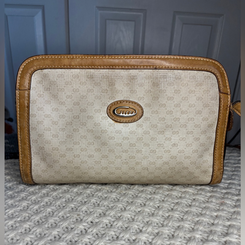 Authenticated Vintage (70’s-80’s) Gucci Crossbody